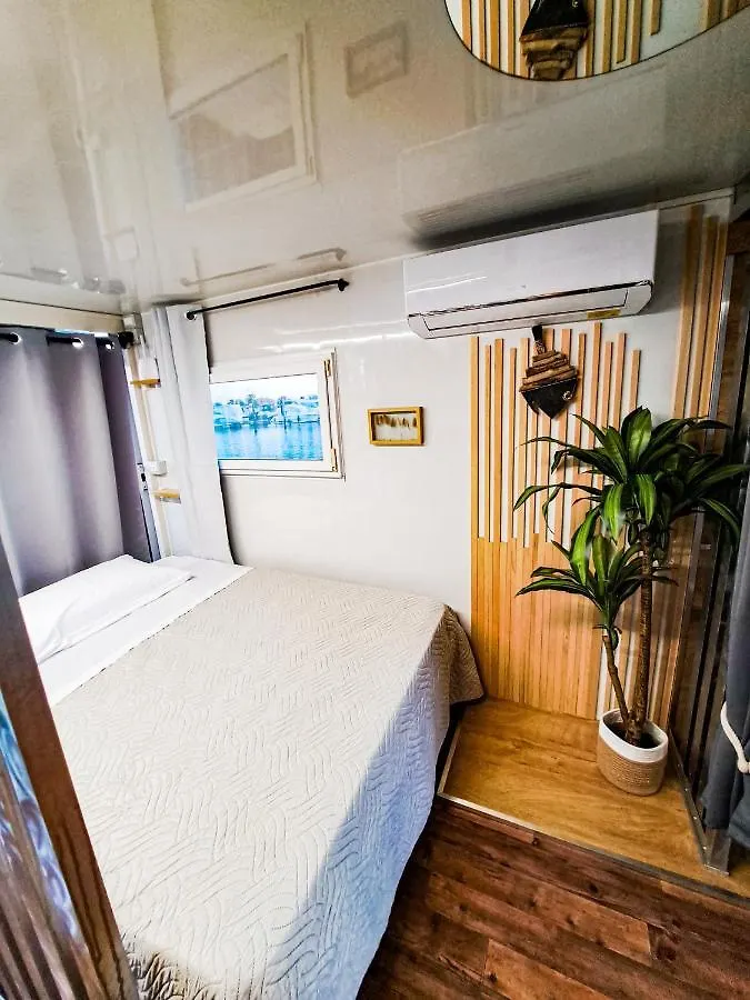 Floating Home Delta Del Po Porto Viro Italy