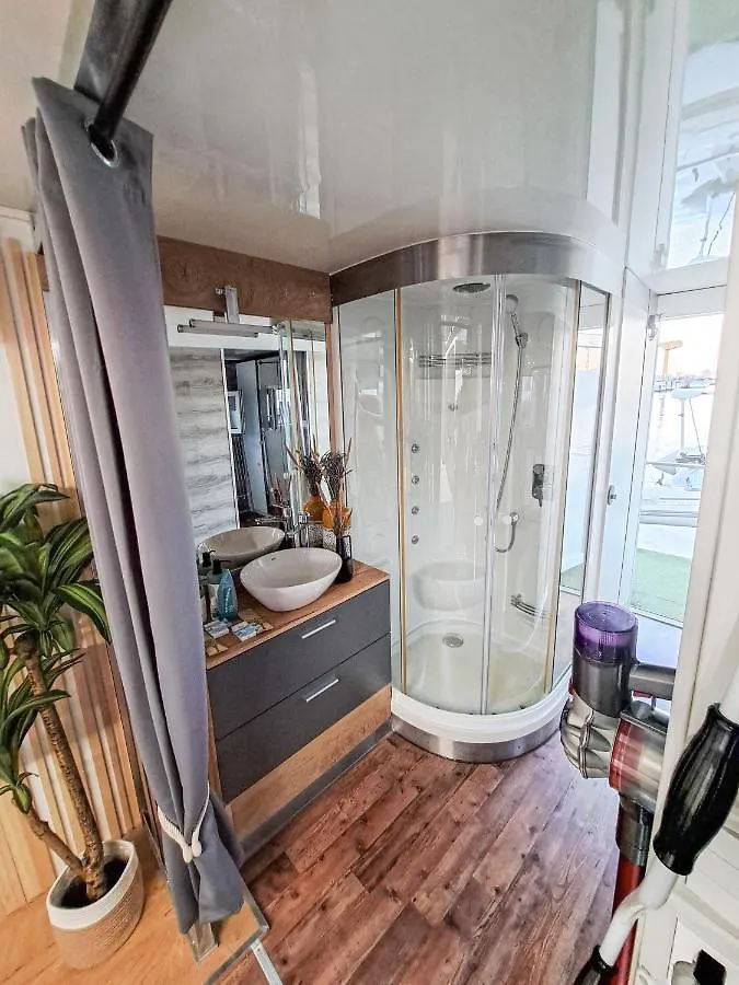 Floating Home Delta Del Po Porto Viro 0*,  Italy